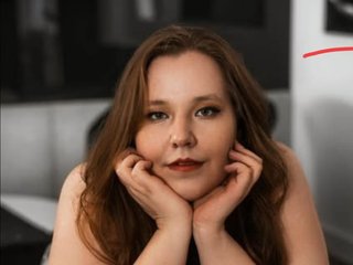Erotski video chat BigButtBetty