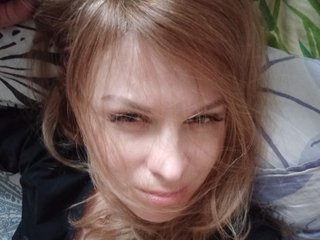 Erotski video chat BlondeFox