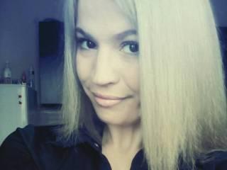 Fotografija profila blondestar