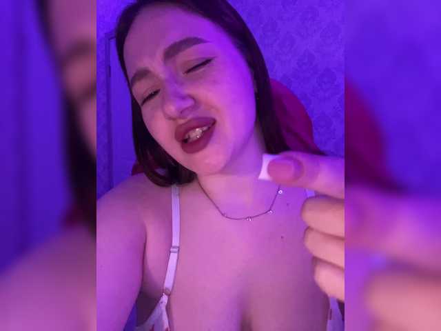 Emitiranje snimki zaslona BoredGirl