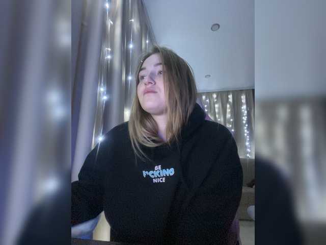 Emitiranje snimki zaslona BoredGirl