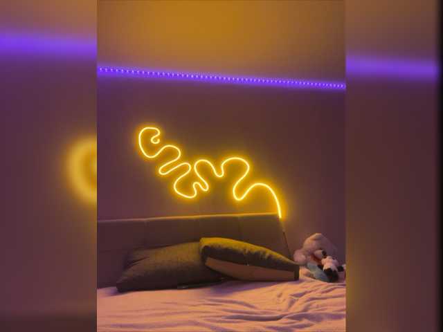 Emitiranje snimki zaslona BoredGirl