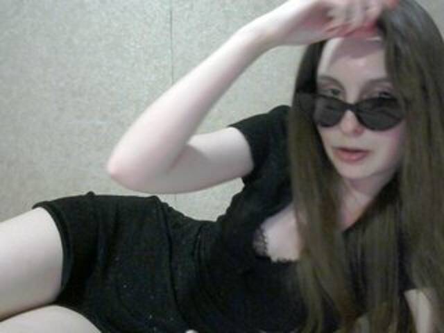 Emitiranje snimki zaslona Brillbabes