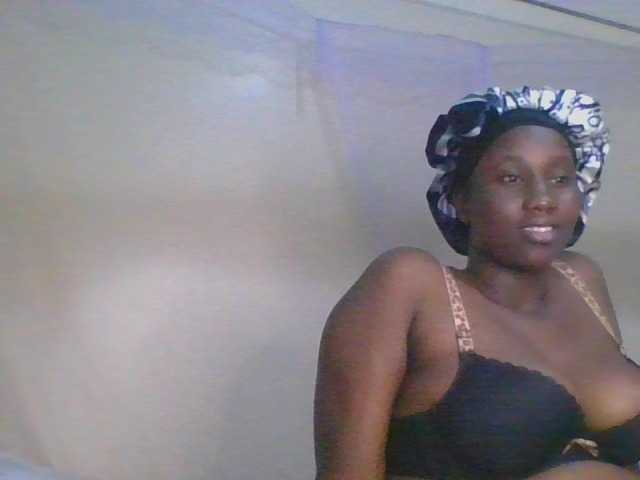 Emitiranje snimki zaslona Busty-Barbie