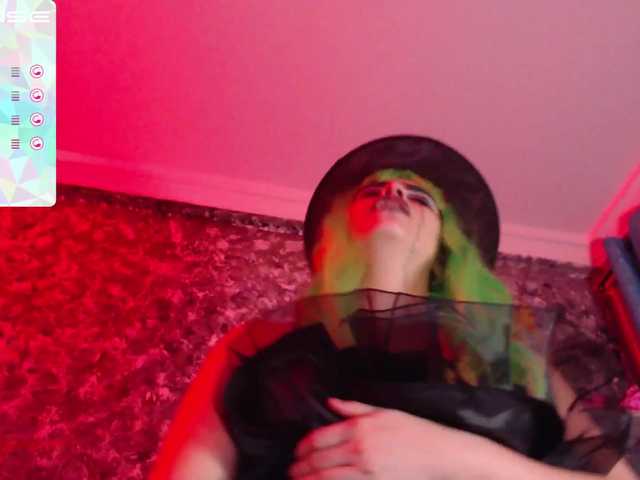 Emitiranje snimki zaslona caitlin-gomez