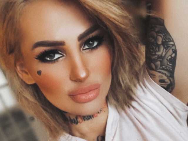 Fotografija profila CallMeBadGirl