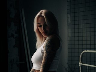 Erotski video chat CamelliaMoon