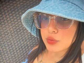 Erotski video chat CamilaNaughty