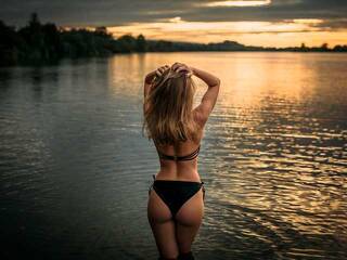 Erotski video chat camillesaenzz