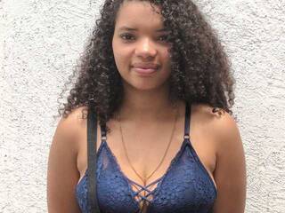 Erotski video chat CamillWilliam