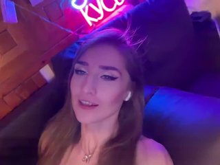 Erotski video chat CandyBoom