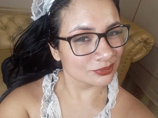 Erotski video chat Chantal-milf