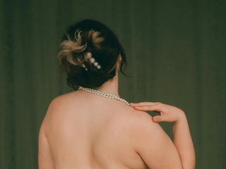 Erotski video chat CharleeKendall