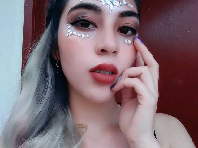 Fotografija profila Charlotte-mwc