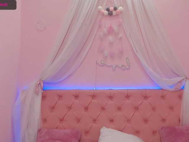 Emitiranje snimki zaslona CharlotteRey