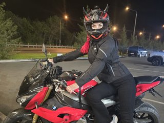 Erotski video chat Charodeyka