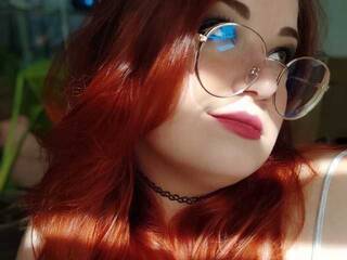 Erotski video chat ChellWillTell