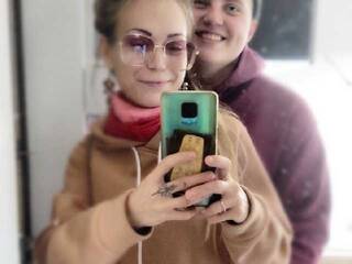 Erotski video chat Chery-n-Nana