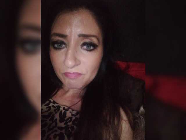 Emitiranje snimki zaslona ChristianaHot