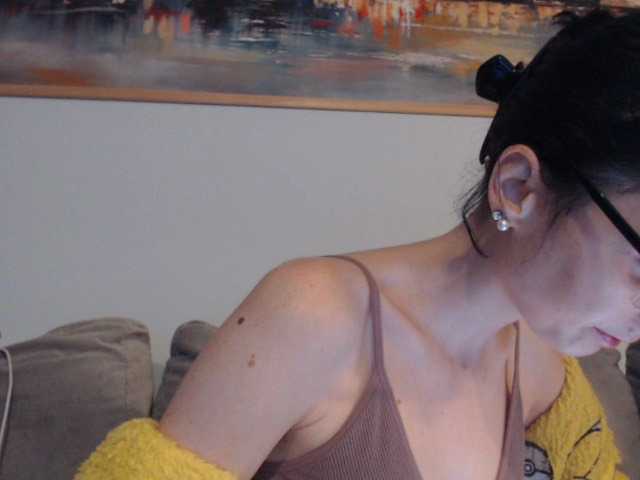 Fotografije cleophee NO TIPS IN PM: friends 3 assfeet 20 boobs 30 pussy 70 nude 100