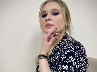 Erotski video chat CloeHarris