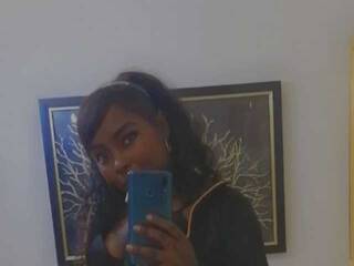 Erotski video chat conejitasweet