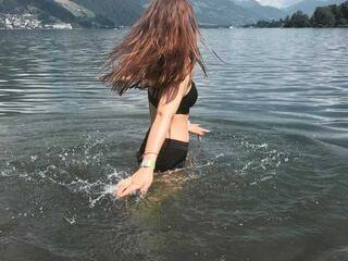 Erotski video chat COOKIE-SAVAGE