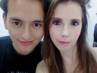 Erotski video chat couple-wildd