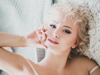 Erotski video chat CozySandra