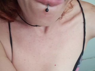 Erotski video chat CurlyHanna