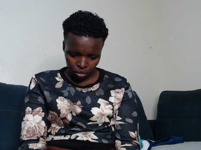 Emitiranje snimki zaslona CurvyBigAss