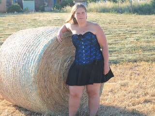 Erotski video chat curvyemma