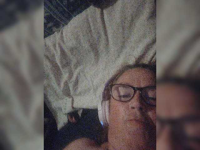 Emitiranje snimki zaslona CurvyMeg