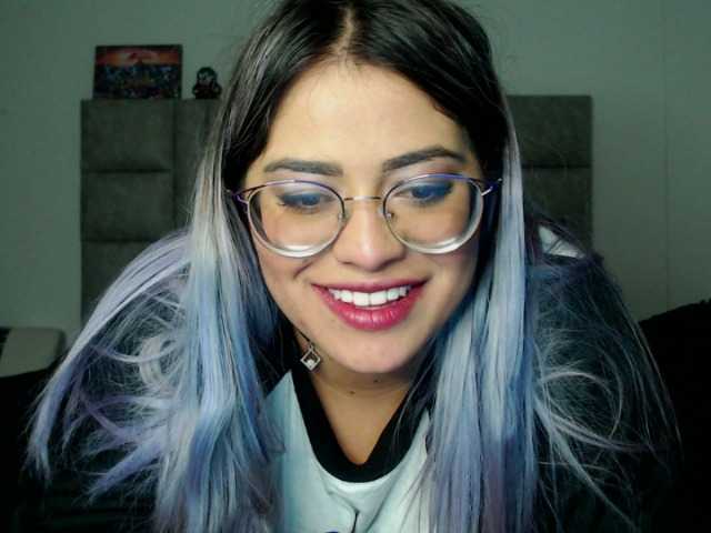 Fotografije CUTE_AHRI18 Can you make me wet with your tips?