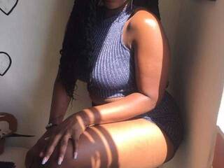 Erotski video chat Cyntia-cossio