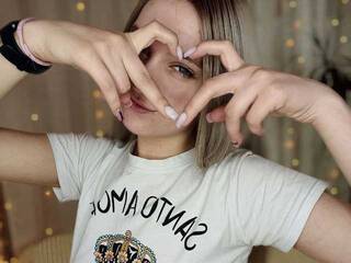 Erotski video chat CyrilaPuff