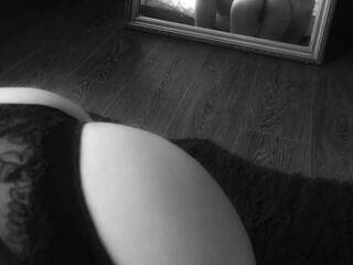 Erotski video chat DanikLev3001