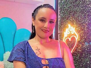 Erotski video chat danna-mature19