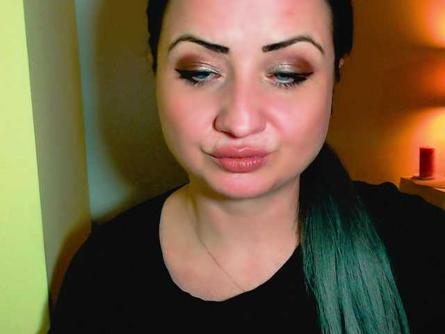 Emitiranje snimki zaslona KinkyDomina