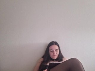 Erotski video chat DearVioletta