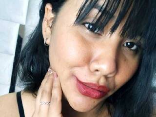 Erotski video chat DellaBaker