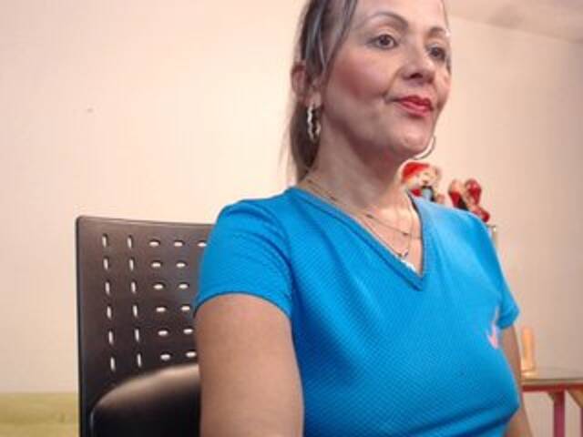 Emitiranje snimki zaslona SquirtNstyGrl