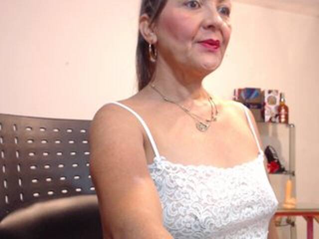 Emitiranje snimki zaslona SquirtNstyGrl