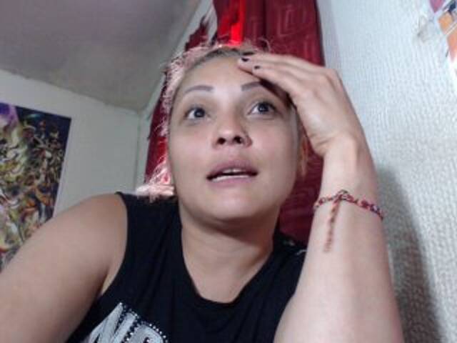 Emitiranje snimki zaslona DirtySexAnal