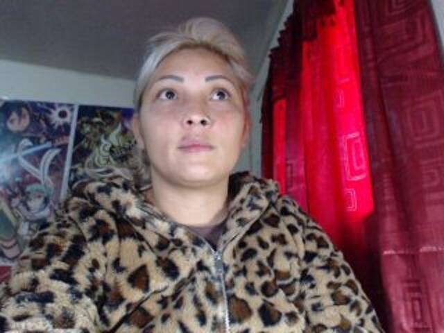 Emitiranje snimki zaslona DirtySexAnal