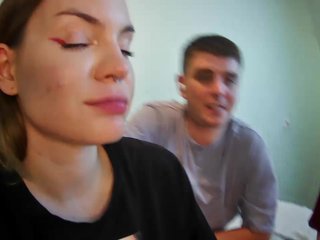 Erotski video chat DivineTrio