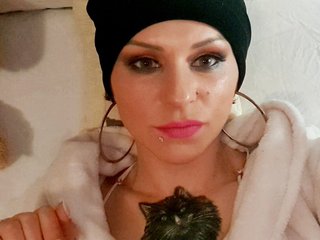 Erotski video chat DolceVioleta92