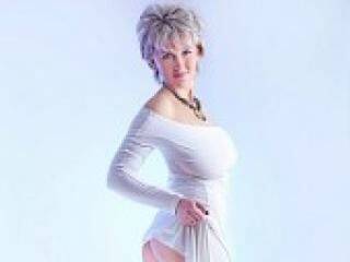 Erotski video chat dora17