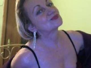 Erotski video chat doryforyou