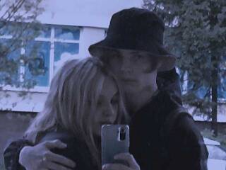 Erotski video chat DoubleLime